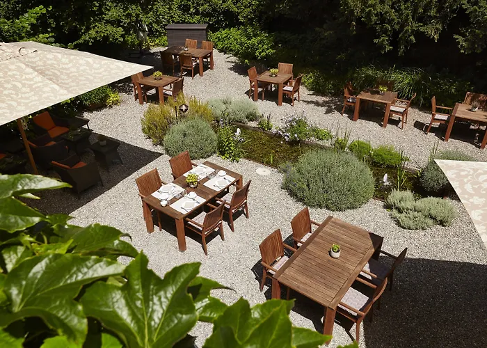 Steinenschanze Charming City & Garden Hotel
